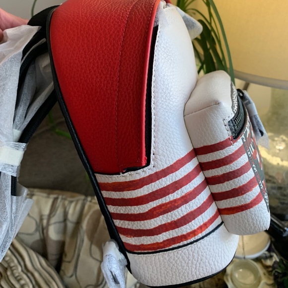 Authentic COACH Pebbled leather L.Edition Mickey Mouse small backpack/Crossbody - Picture 4 of 12